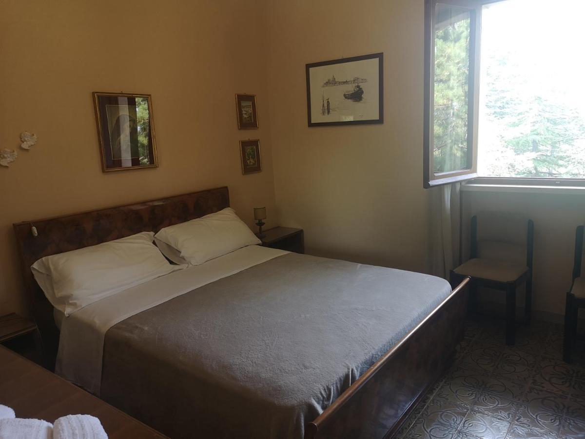 Poggio Eco B&B アスコリ・ピチェーノ エクステリア 写真