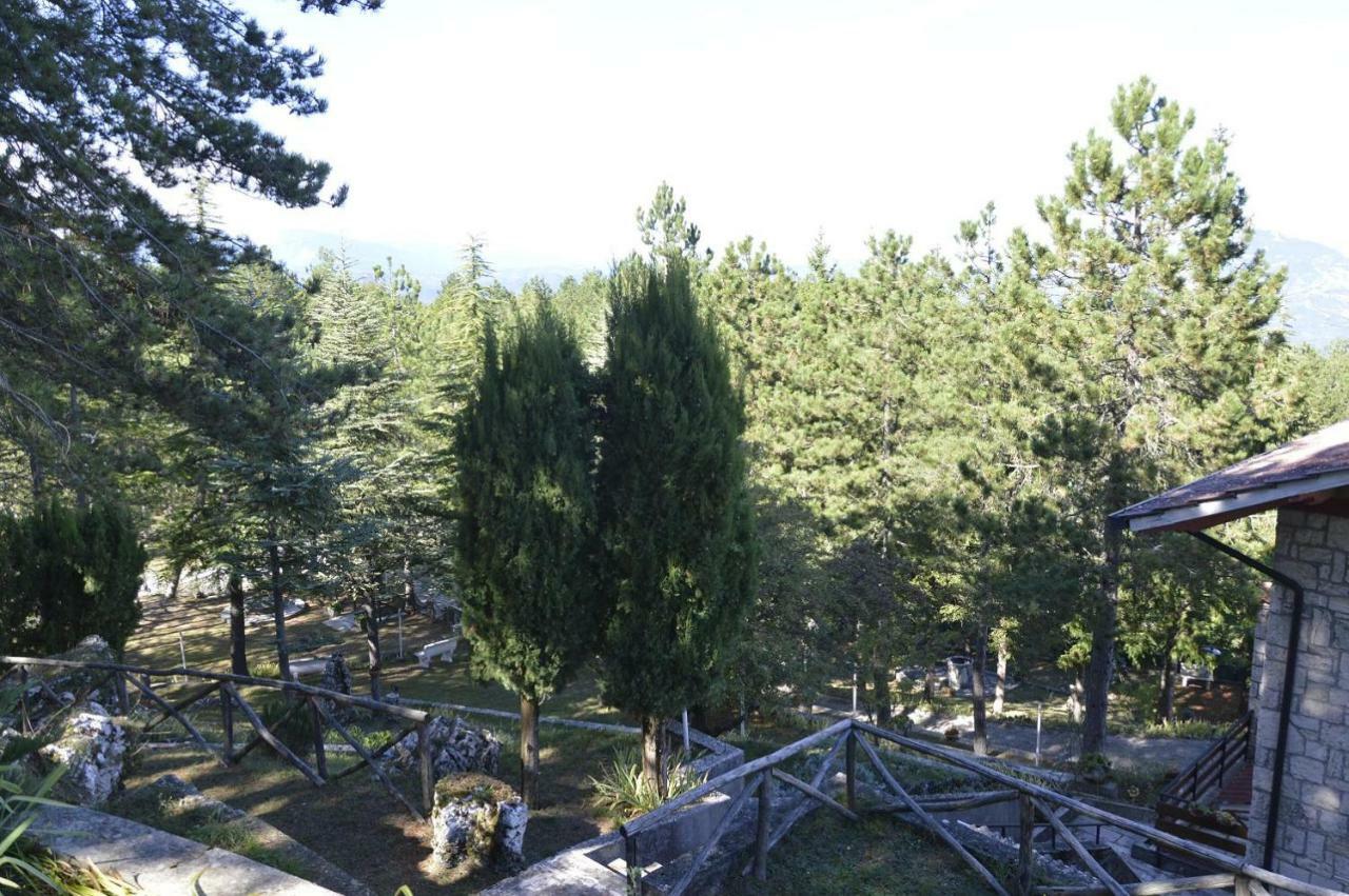 Poggio Eco B&B アスコリ・ピチェーノ エクステリア 写真
